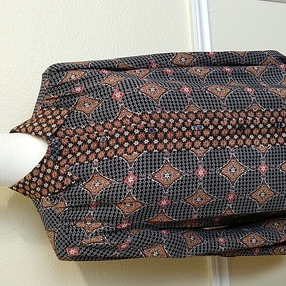 🆕 Max Studio Blouse - Picture 2 of 10